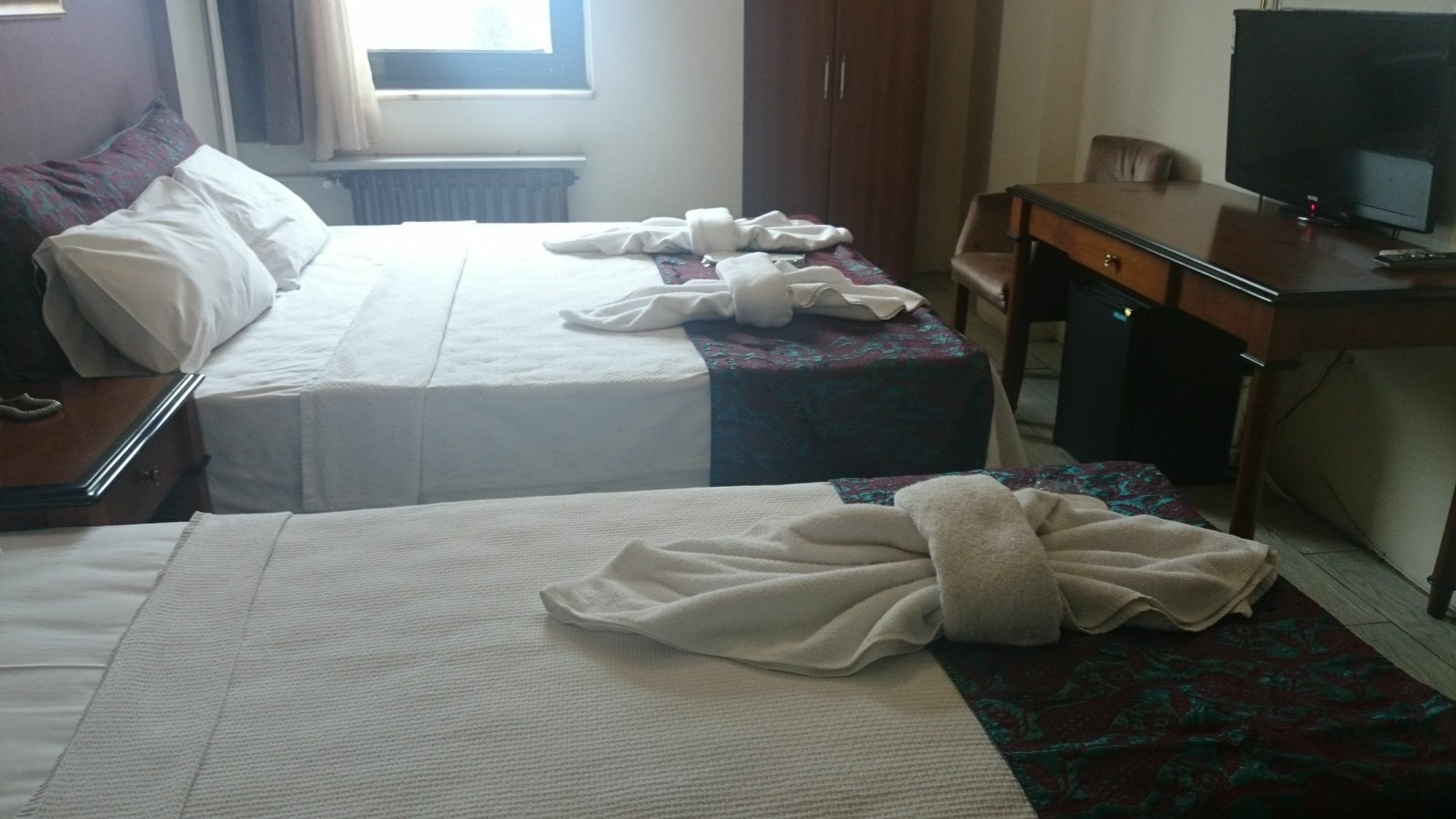 Esra Sultan Petrol Hotel Стамбул Экстерьер фото