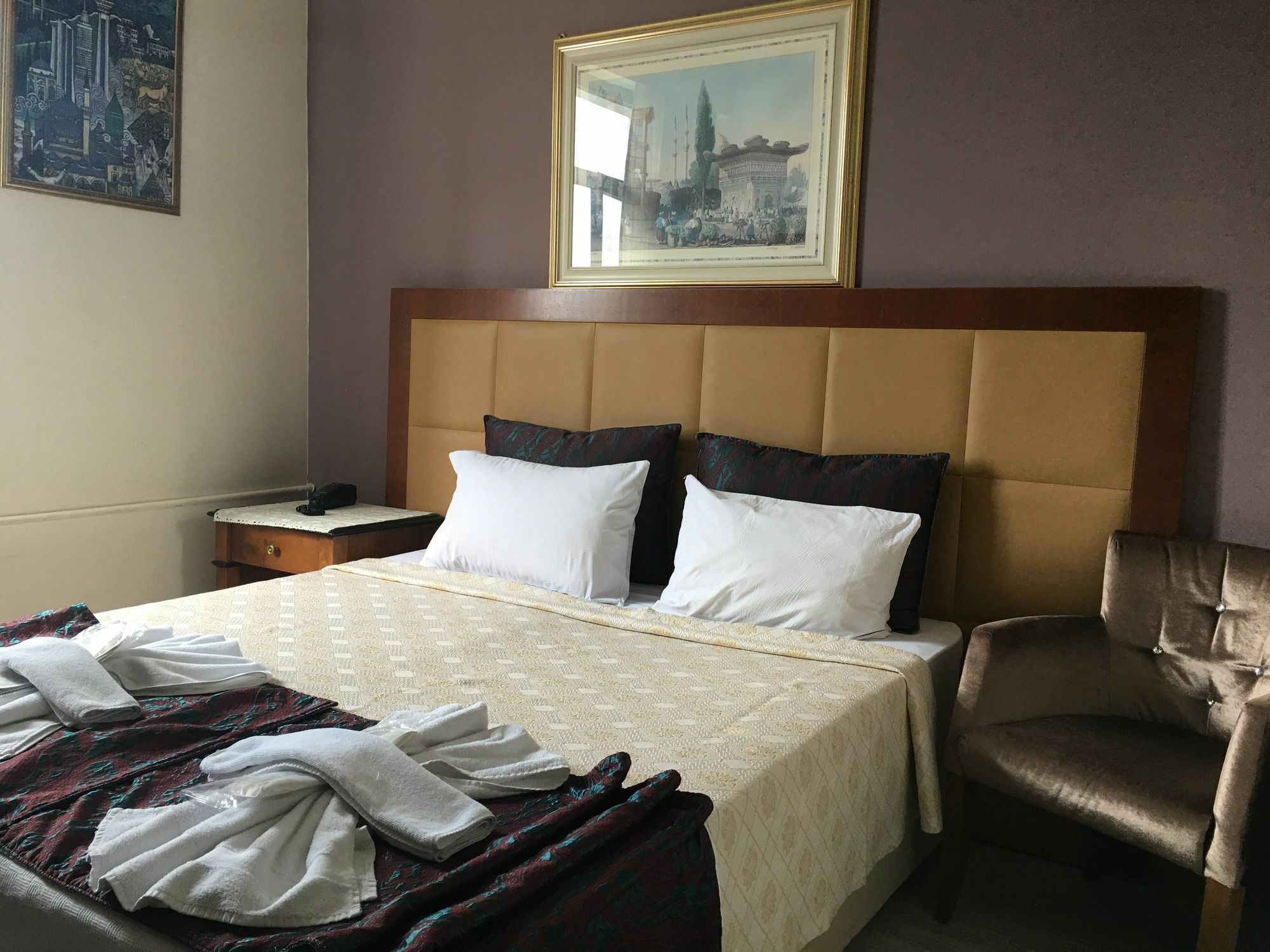 Esra Sultan Petrol Hotel Стамбул Экстерьер фото